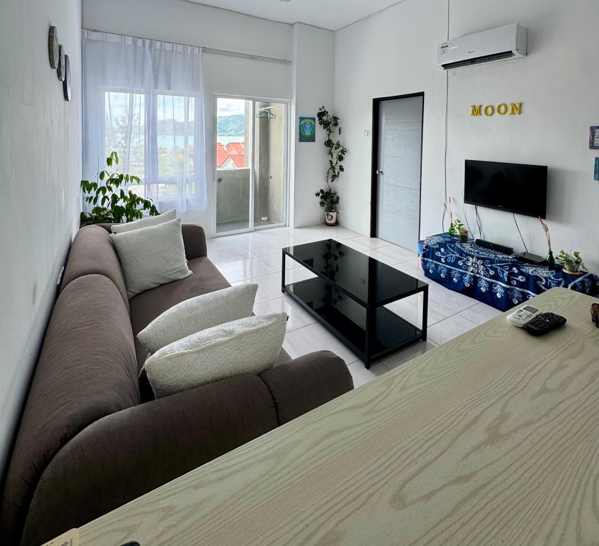 Full Moon Apartment Kuah Eksteriør bilde